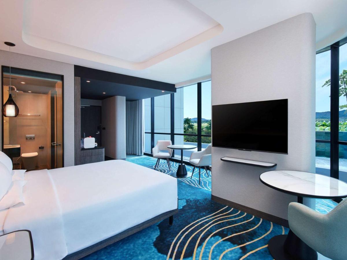 Novotel Yogyakarta International Airport Kulon Progo Temon Esterno foto